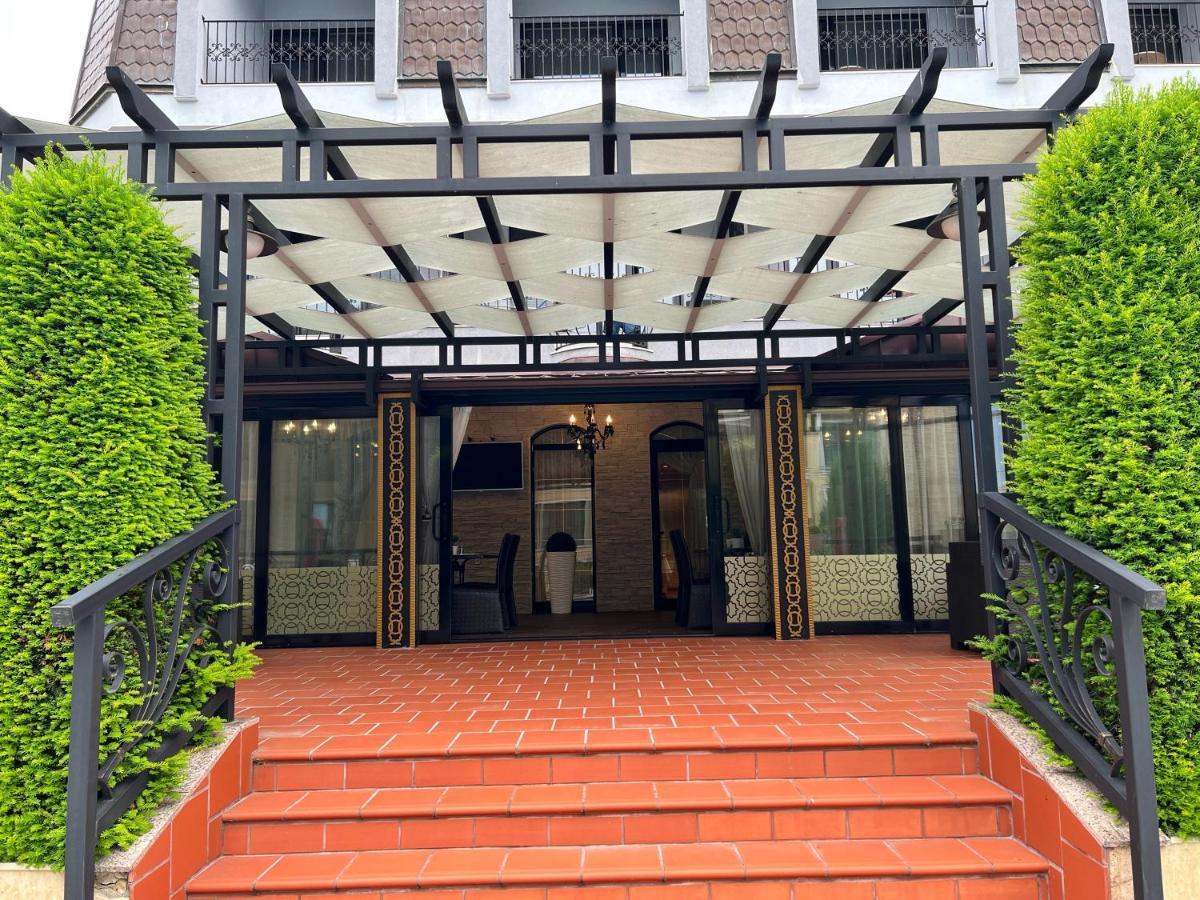 Family Hotel Paradise Saints Constantine and Helena Exterior photo